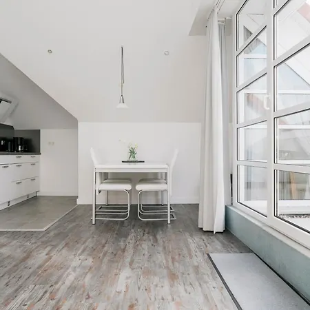 Haus Hansa 10 *